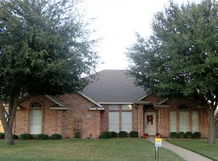103 Shorewood Pl, Joshua, TX 76058