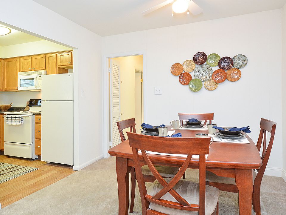 Sample Dining Room