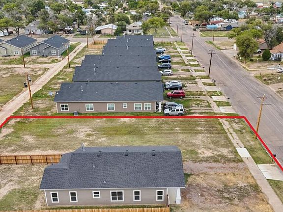 2nd image of 559 Moore Ave