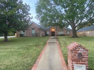 1317 Spring Branch Dr, Tyler, TX 75703