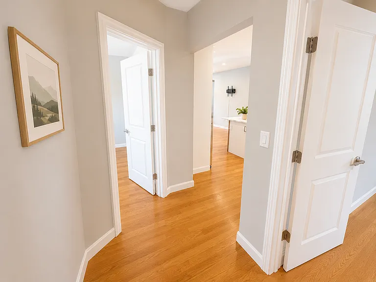 576 Lagrange St — Photo 8