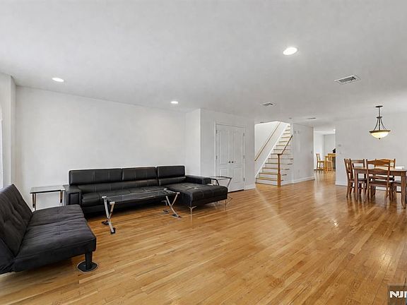 4th image of 61 Columbia Ave #C0061