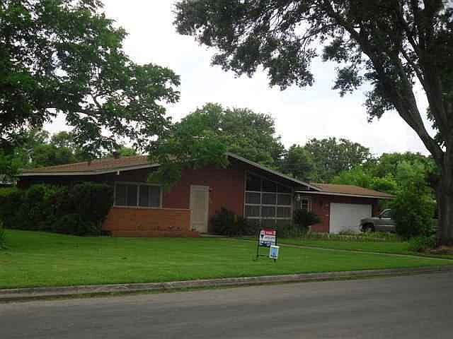 1st image of 5101 Woodlawn Dr