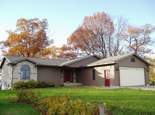 793 Us Highway 63, Clayton, WI 54004