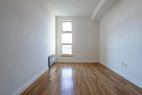 Rented by Dream Space Realty | media 14