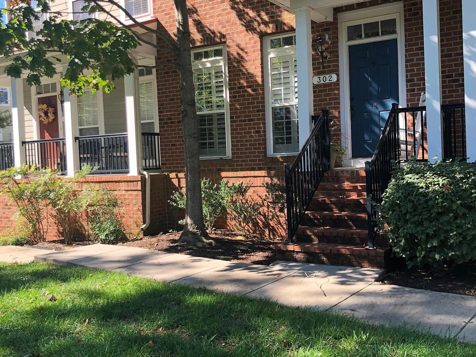 3 bed, 2.5 bath, 2000 sqft, $3,000 — Photo 3