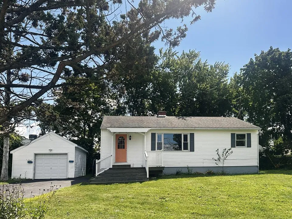 106 Harry Howard Ave