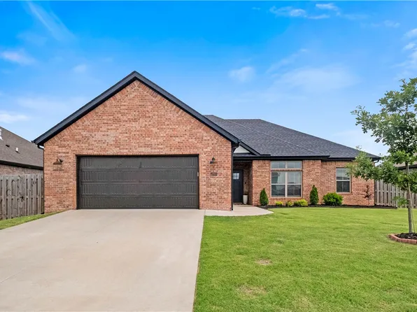 948 Tracey Ln, Pea Ridge, AR 72751