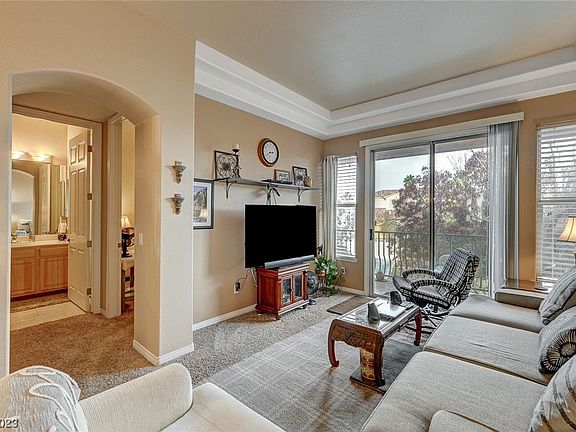 4th image of 219 Big Horn Dr Unit 2