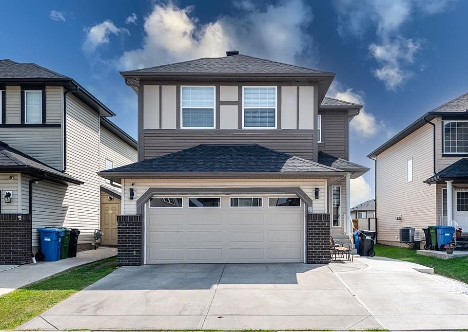 1st image of 50 W Saddleland Cres NE