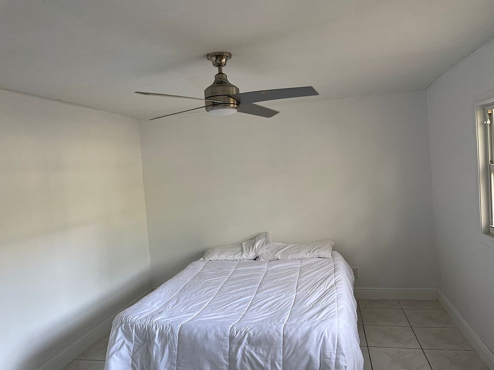 1st image of 13000 NE 11th Ave #2A