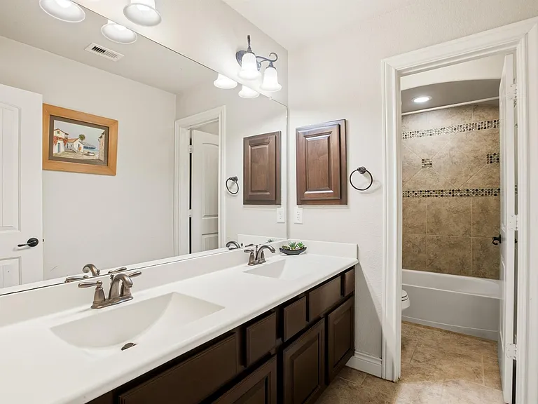4330 Cobalt Cross St — Photo 37