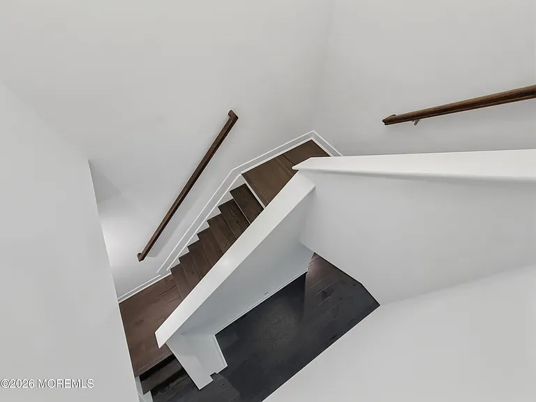 89 Bataan Ave — Photo 21