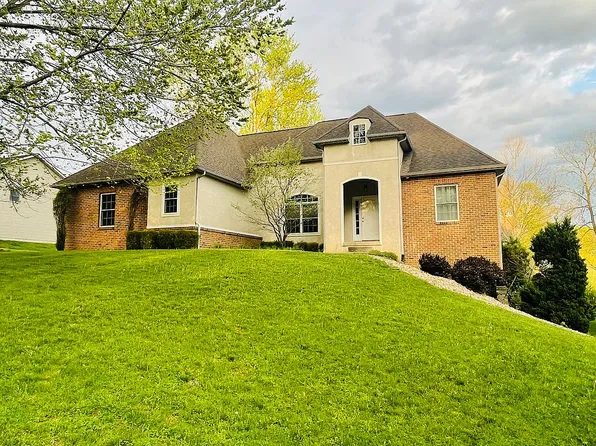 1280 Saxony Dr, Newark, OH 43055