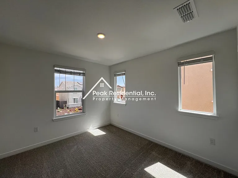 12632 Hereford Ave — Photo 21