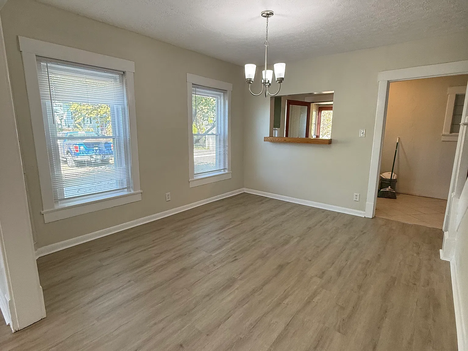 2 bed, 1152 sqft, $1,350 — Photo 4