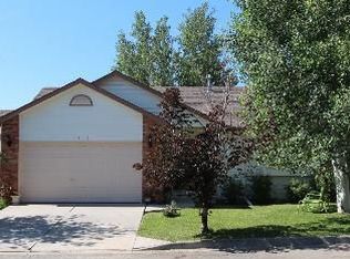 2426 W 44th St, Loveland, CO 80538