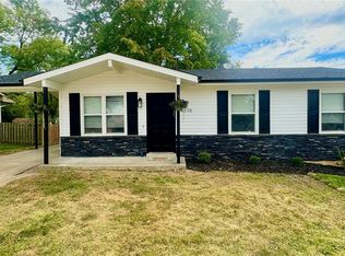 4316 McClay Rd, Saint Charles, MO 63304