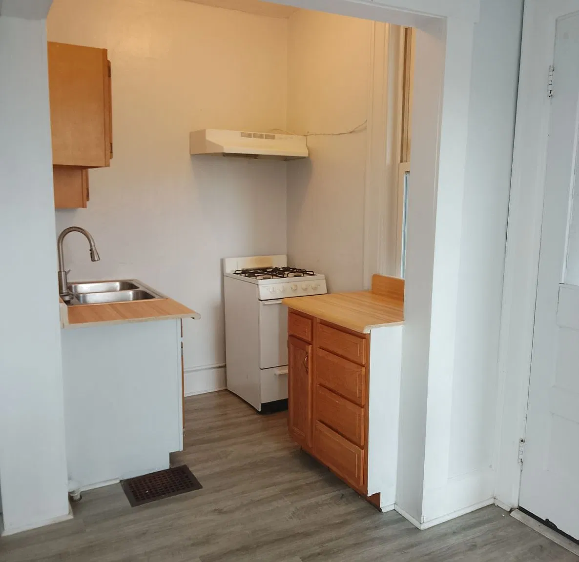 1 bed, 749 sqft, $675 — Photo 1