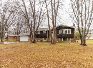 1316 Poppy Rd, Saint Cloud, MN 56303