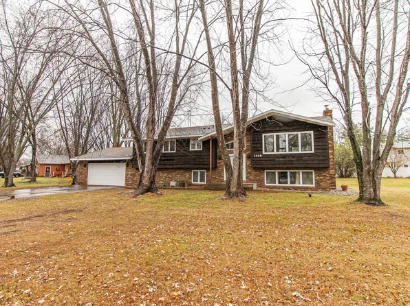 1316 Poppy Rd, Saint Cloud, MN 56303