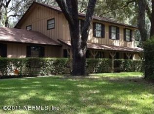 3491 Hidden Lake Dr E, Jacksonville, FL 32216