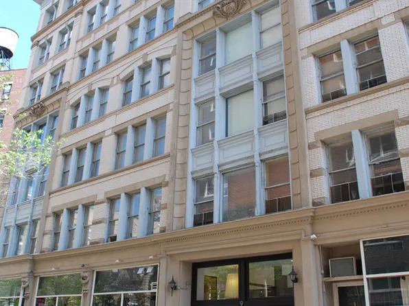 9 Barrow Street image 1 of 9