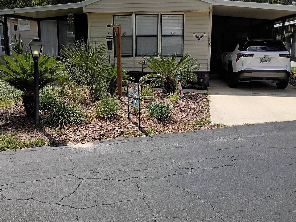 1st image of 127 Chestnut Ln