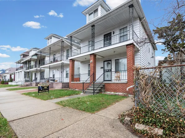 11412 McDougall St, Hamtramck, MI 48212