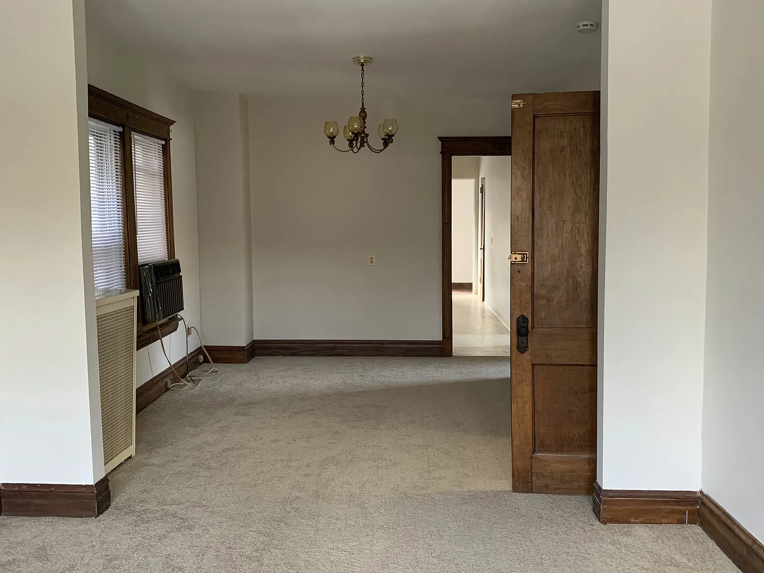 1 bed, 300 sqft, $800 — Photo 3