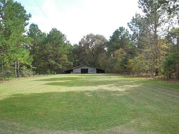 3rd image of 272 County Road 2900