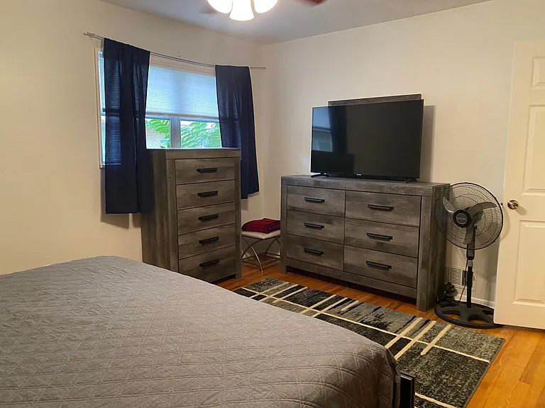 2810 Zenobia St — Photo 17
