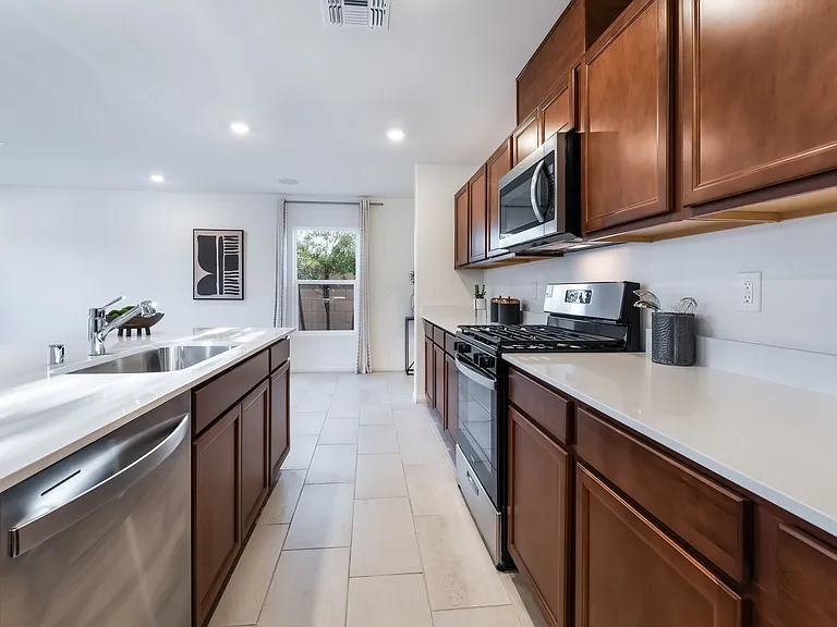 4327 W Gary Ave — Photo 8