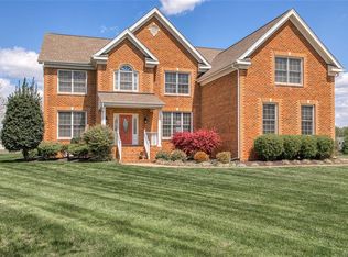 12402 Hogans Pl, Chester, VA 23836