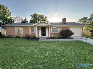 16665 Becky St, Athens, AL 35611