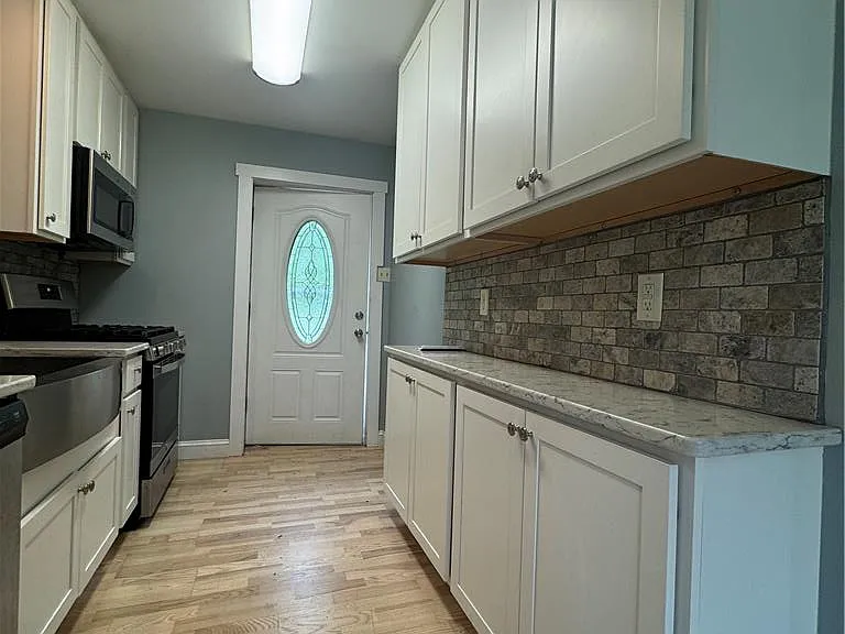 244 Sawmill Rd — Photo 9