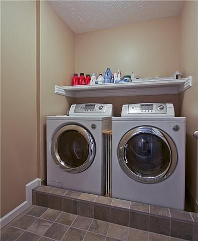 1st image of 3513 Whitebud Ln