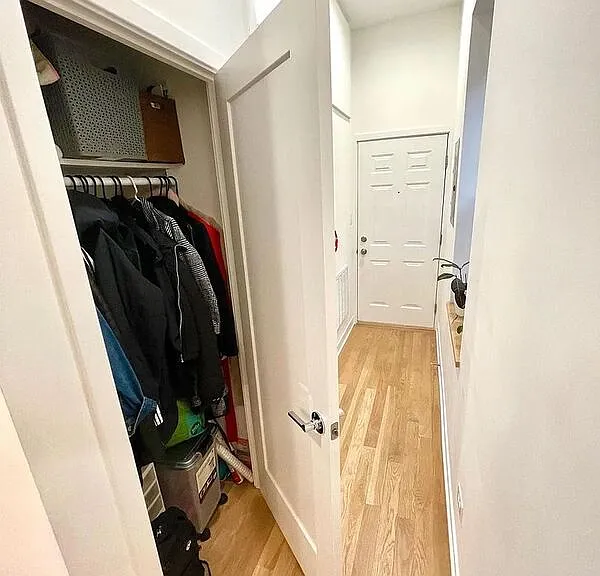 1644 W Cermak Rd #2R — Photo 5