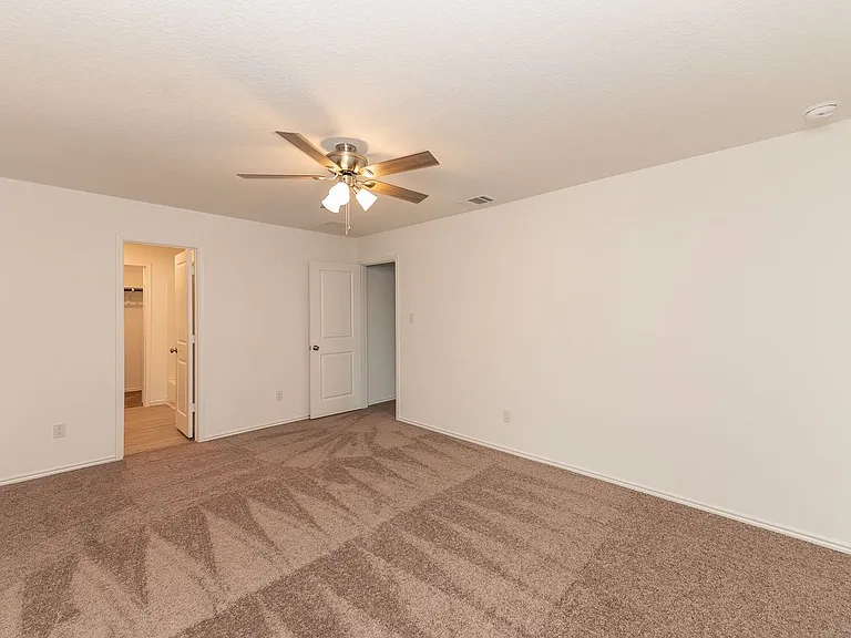 14010 Wool Park — Photo 7