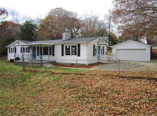 111 Sherwood Rd, Swannanoa, NC 28778