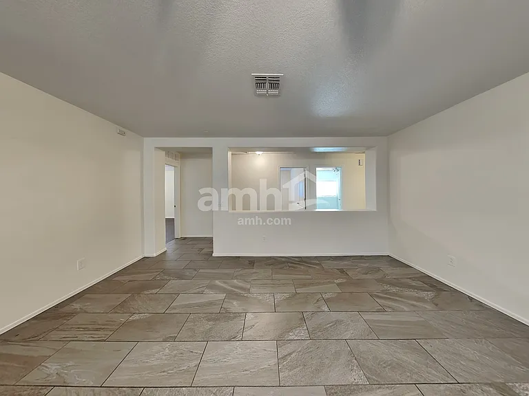 3035 W Lucia Dr — Photo 6