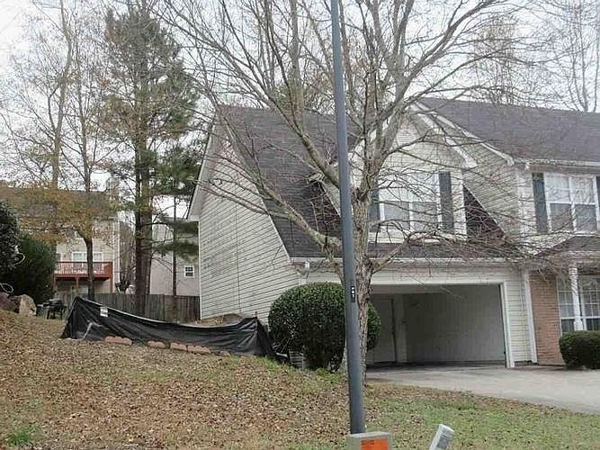2nd image of 769 Simon Way