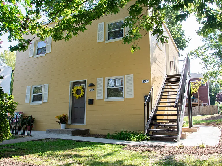 1911 Miller Ave #A — Photo 2