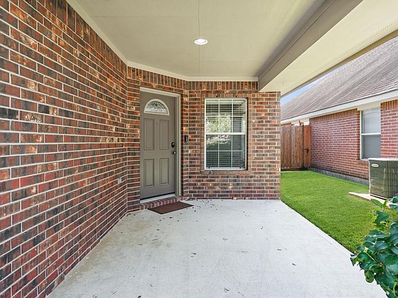 3rd image of 3902 Pine Forest Green Blvd