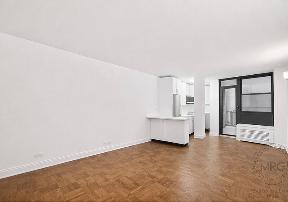 1st image of 165 E 35th St APT 2D