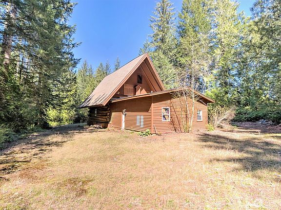 3rd image of 1755 Nellita Road NW
