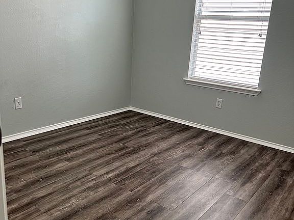 5th image of 3417 Bach Dr