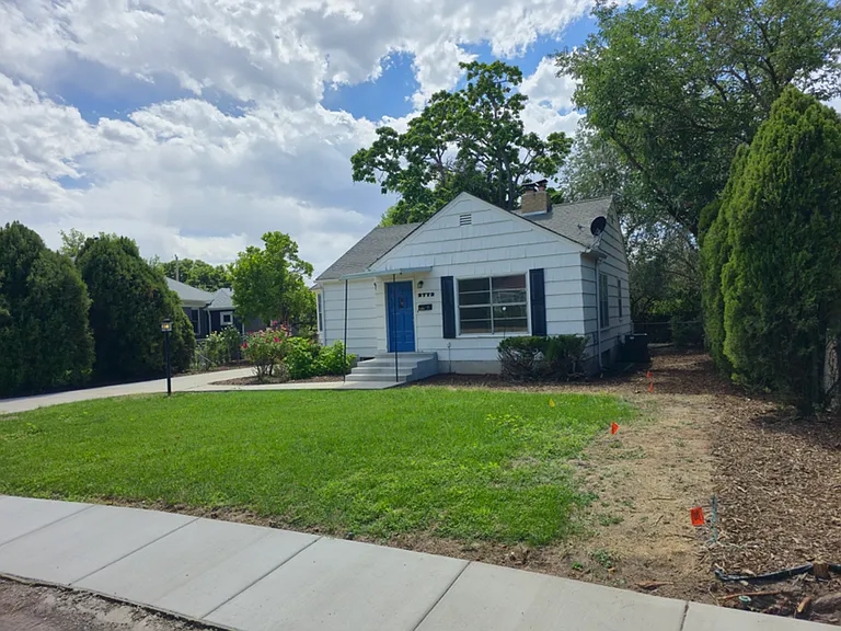 2772 S Yuma Cir — Photo 5