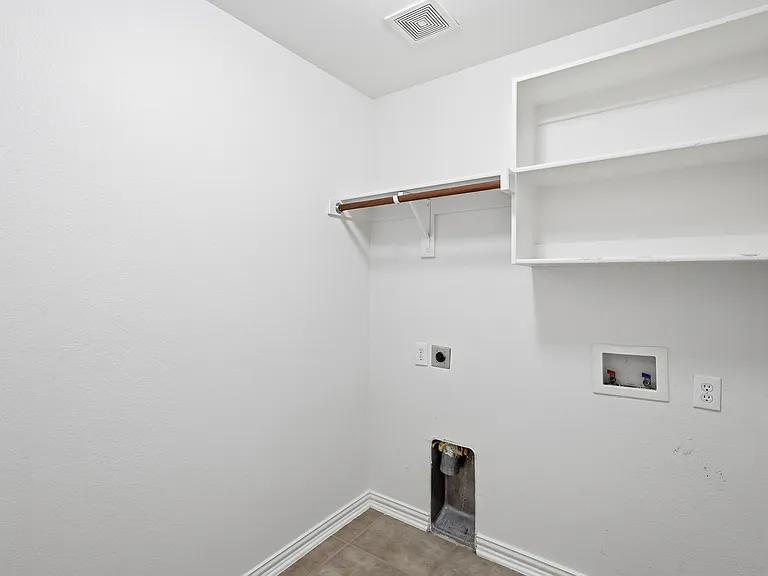 Laundry Room with Washer and Dryer hookups