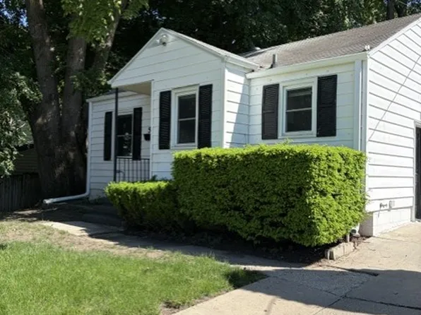 5612 New York Ave, Des Moines, IA 50310